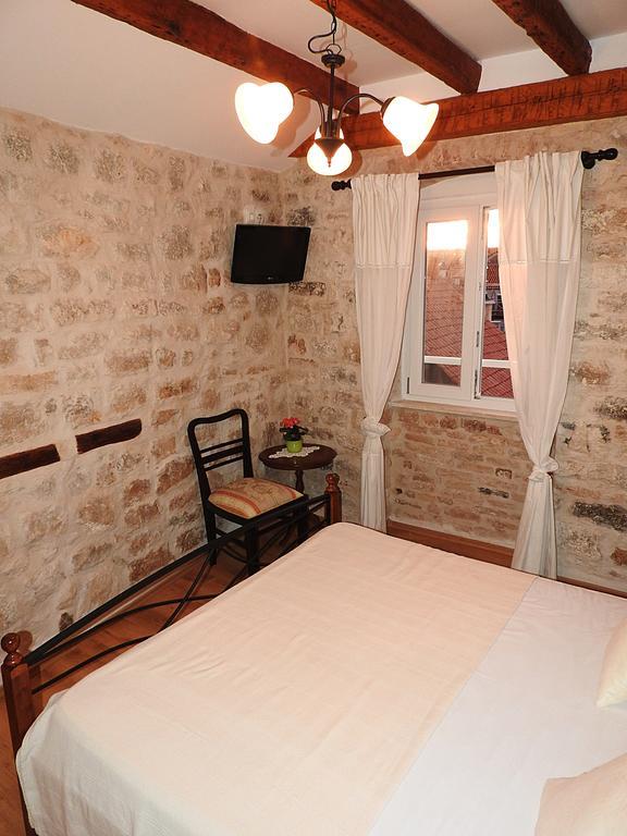 Guest House Tragurion Трогир Экстерьер фото